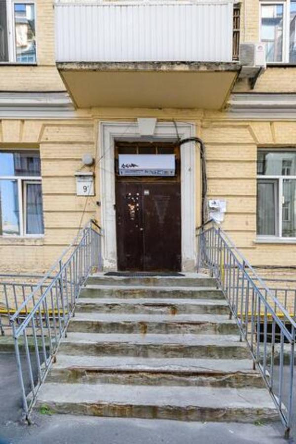 Comfortable Apartment On Mikhaylovskiy Lane Kyiv Exterior photo