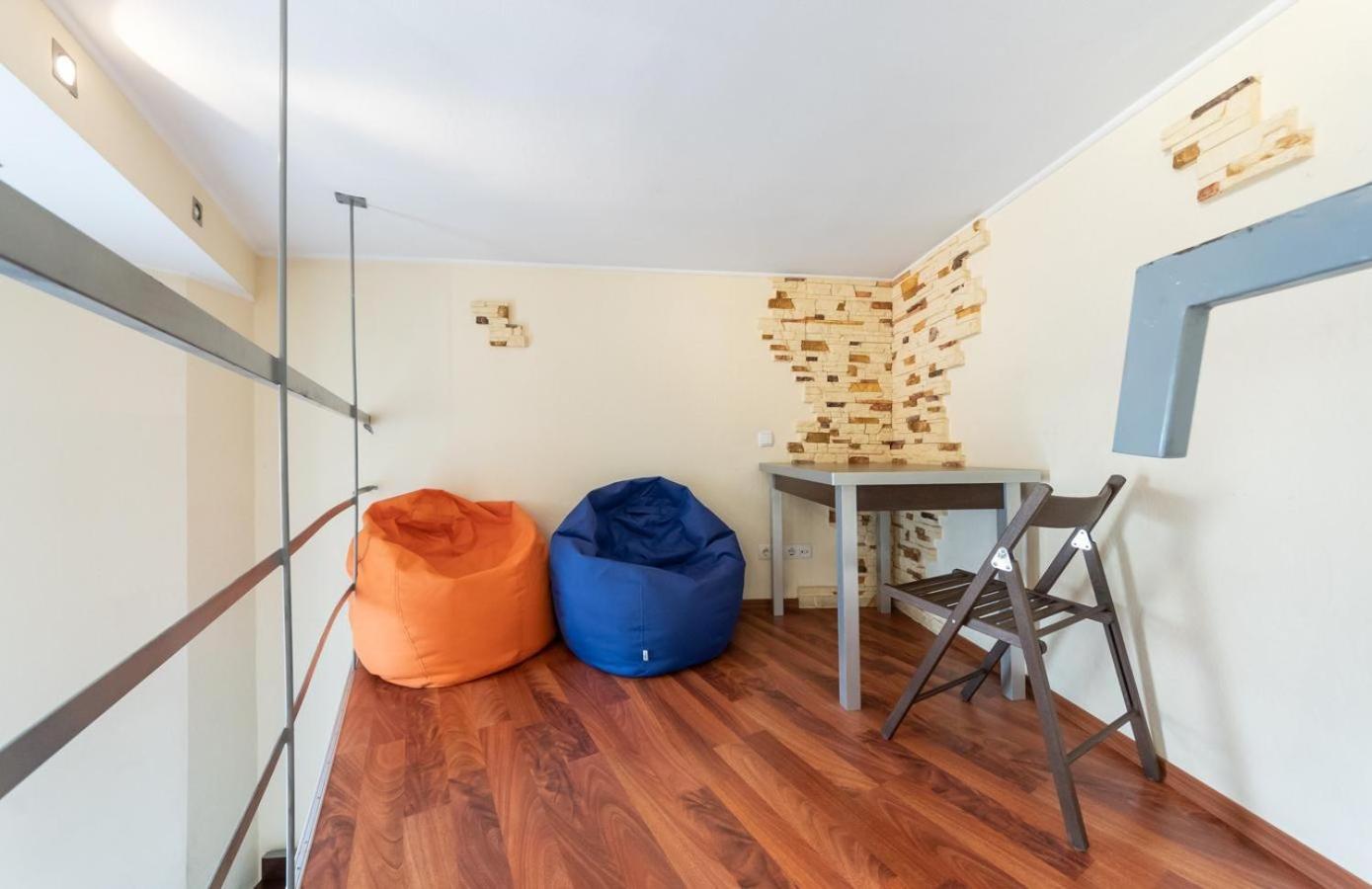 Comfortable Apartment On Mikhaylovskiy Lane Kyiv Exterior photo